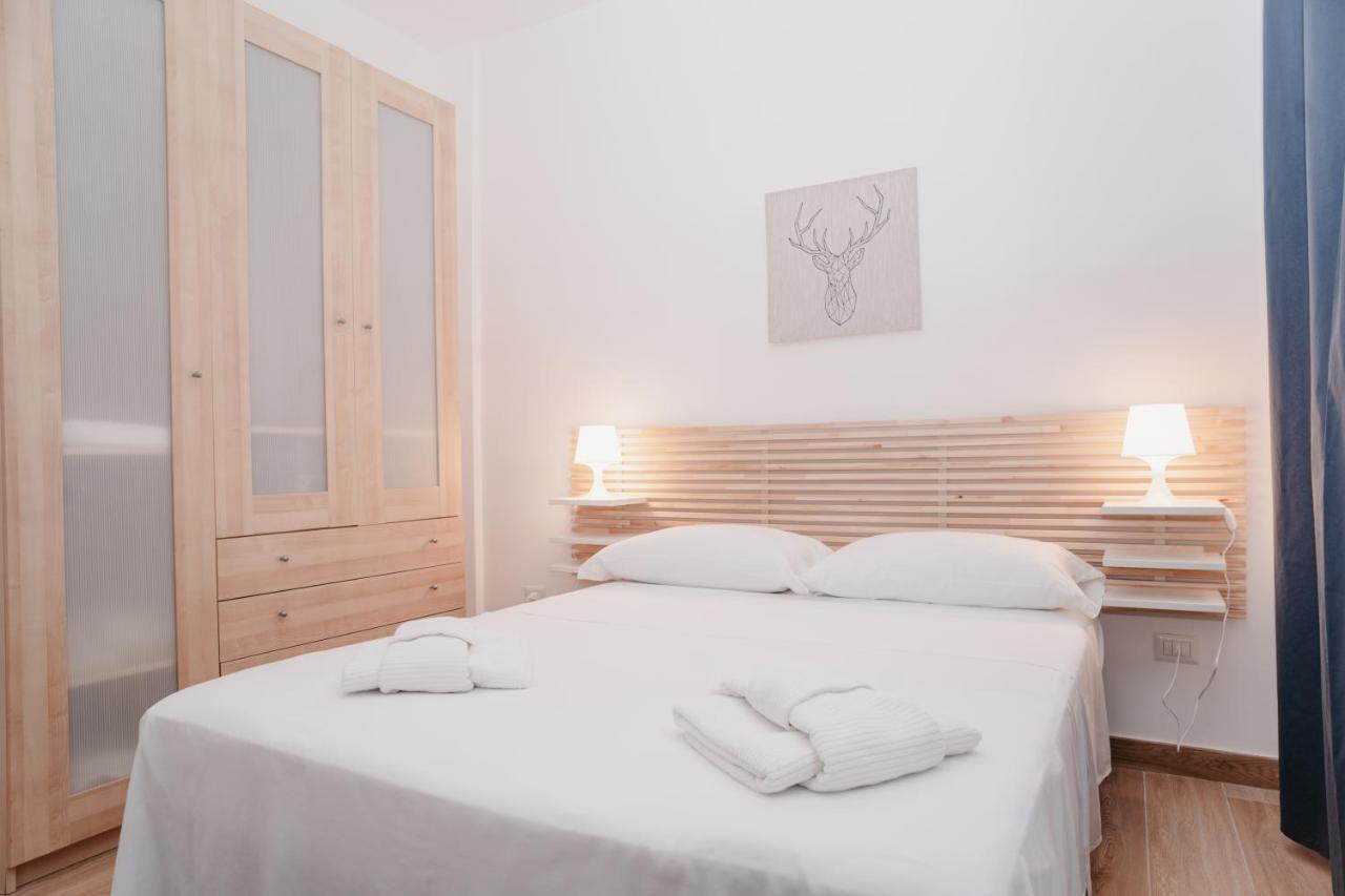 Brombeis Fantastica By Casa Napoletana - Town Center Apartment Naples Exterior photo